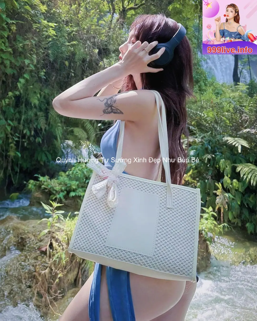 Quỳnh Hương Tự Sướng Xinh Đẹp Như Búp Bê 4